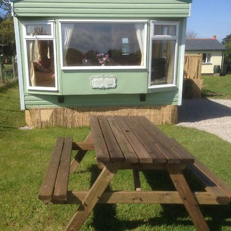 Luxury Mobile Home Near Perranporth Situated On A Quiet Farm Труро Экстерьер фото